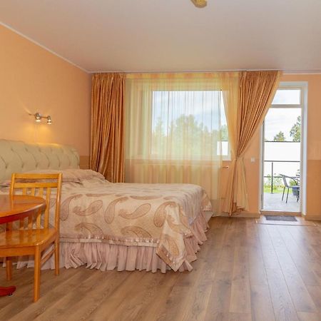 פארנו Fortuna Apartments מראה חיצוני תמונה