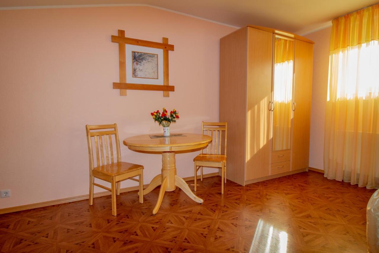 פארנו Fortuna Apartments מראה חיצוני תמונה