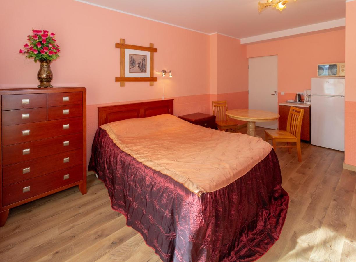 פארנו Fortuna Apartments מראה חיצוני תמונה