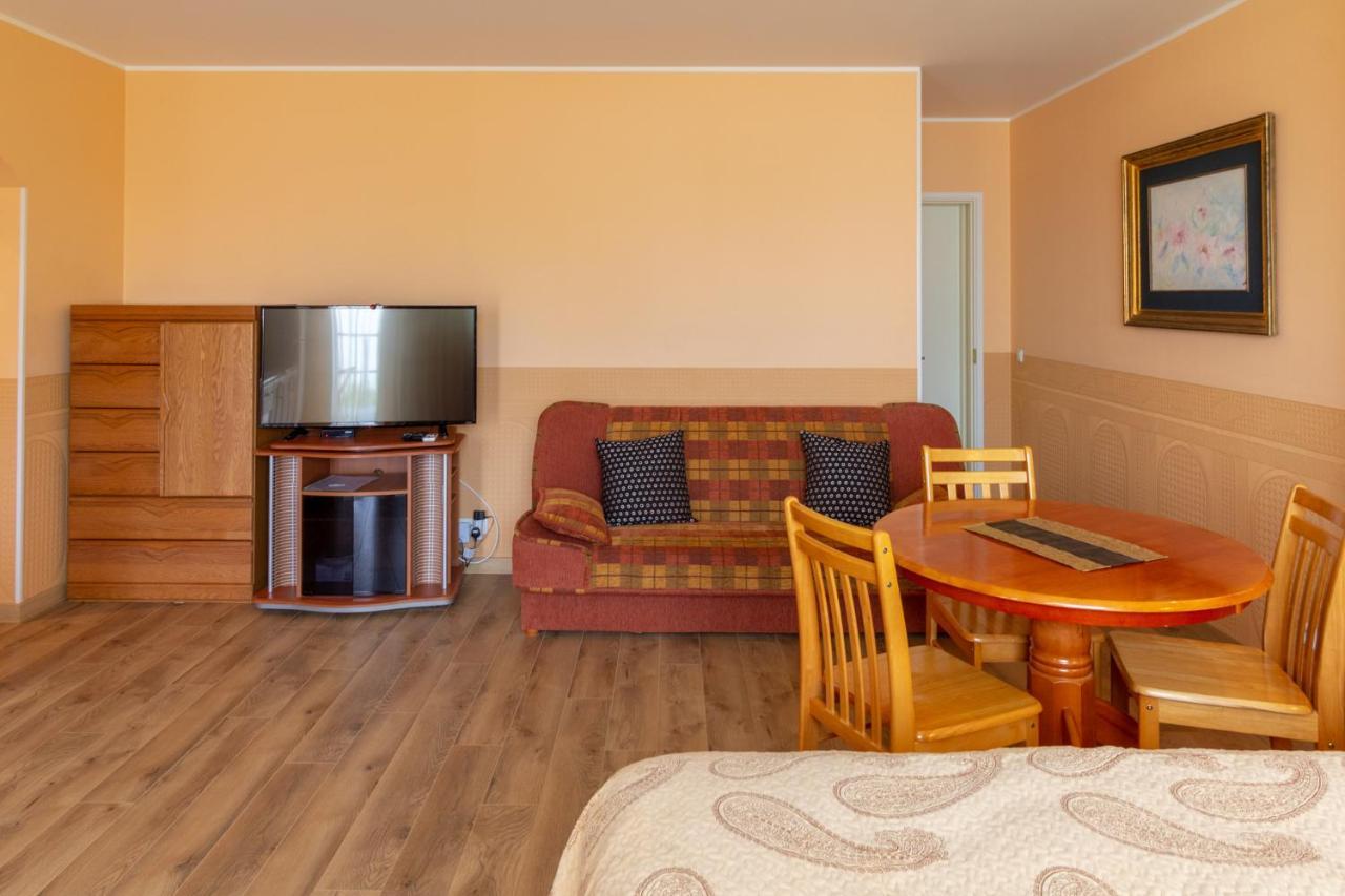 פארנו Fortuna Apartments מראה חיצוני תמונה