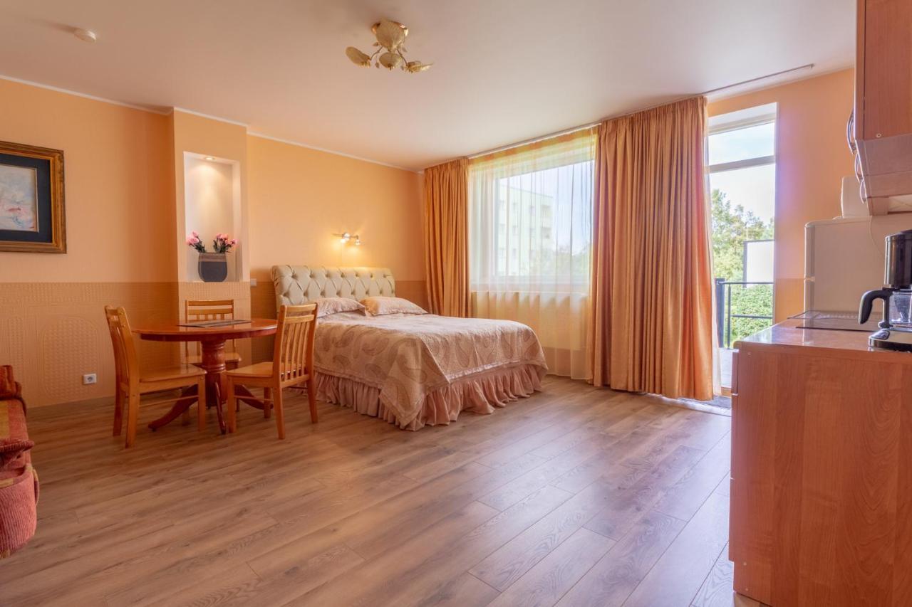 פארנו Fortuna Apartments מראה חיצוני תמונה